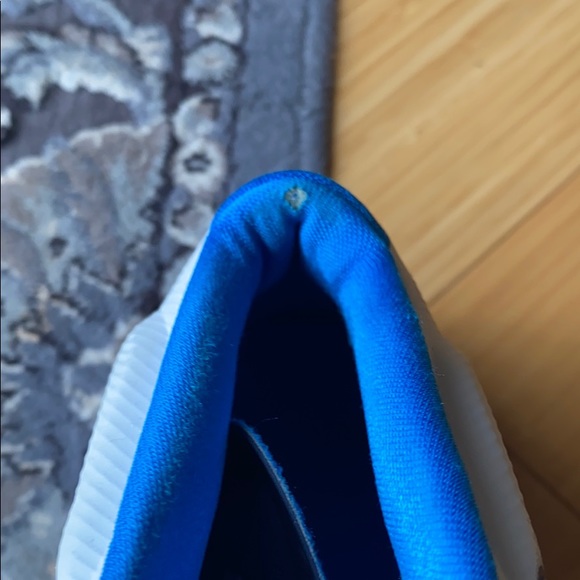 Nike Hyperdunks - Picture 5 of 6